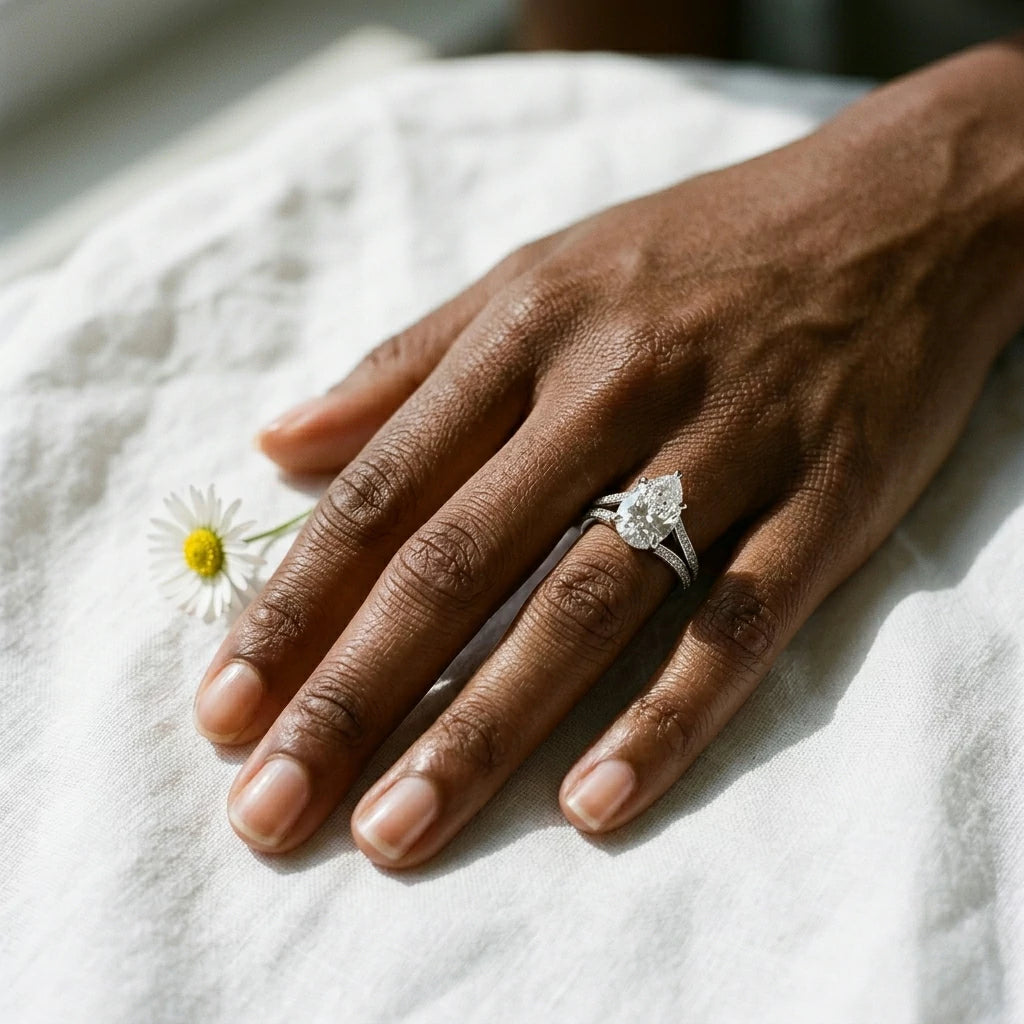 The Pearline Split Band Ring — 2ct Moissanite