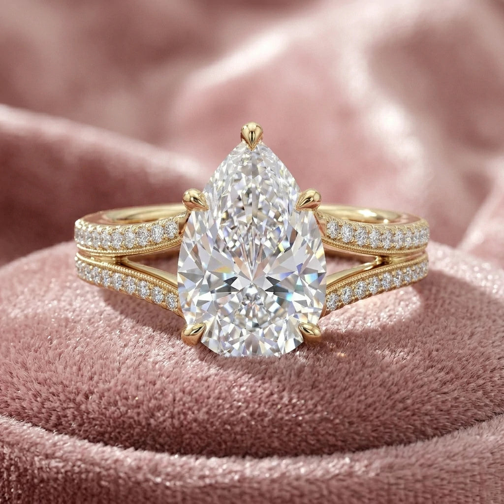 The Pearline Split Band Ring — 2ct Moissanite