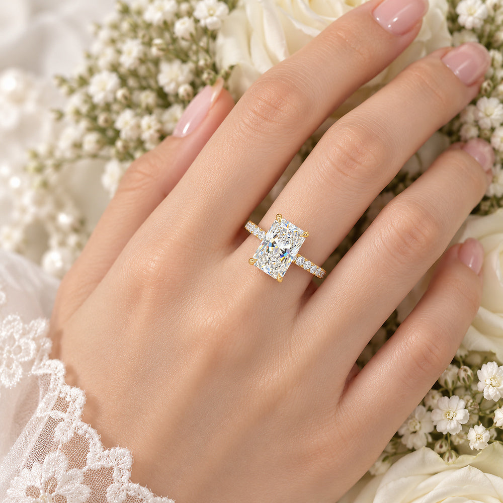 Aurora Radiant 4CT Ring