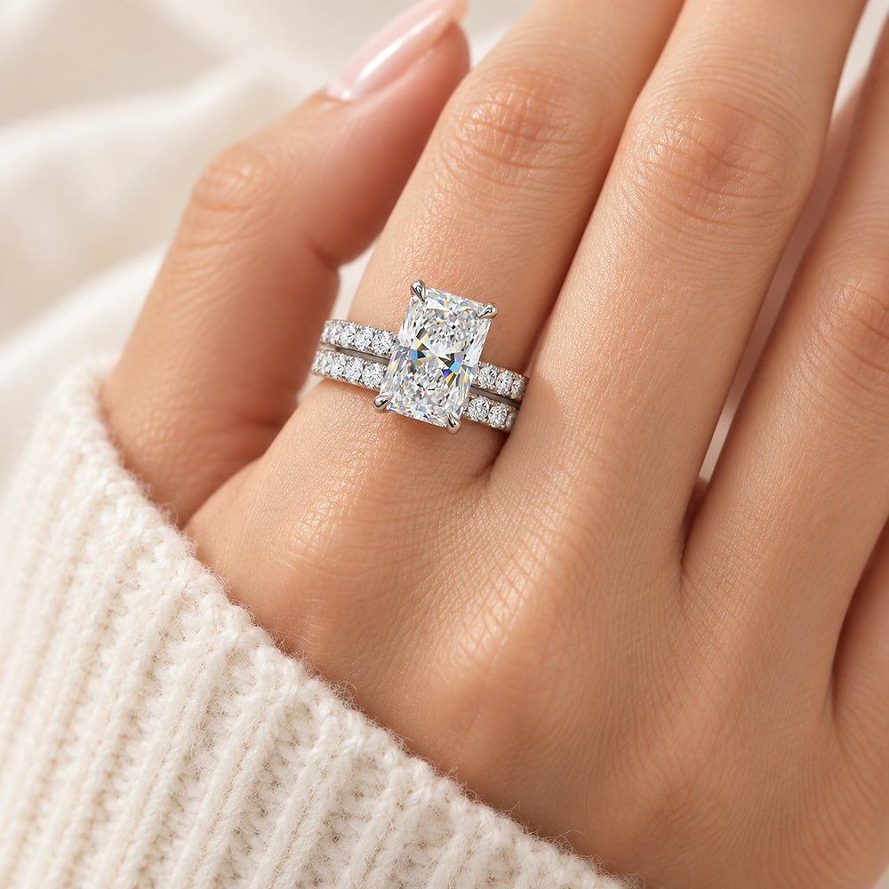 Aurora Radiant 4CT Ring