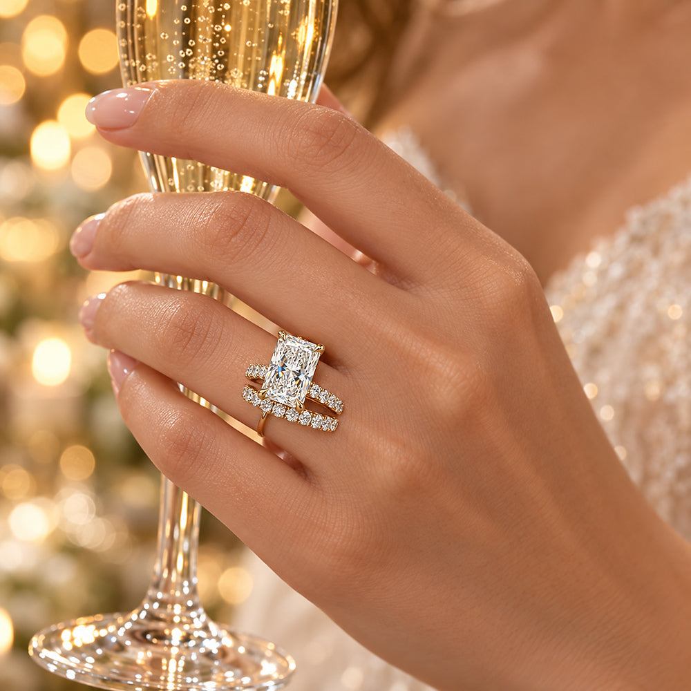 Aurora Radiant 4CT Ring