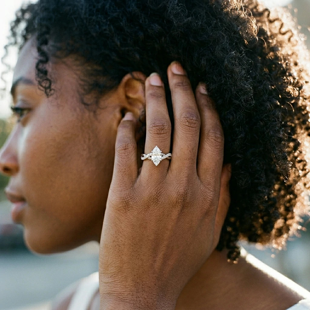 The Marquise Twist Ring — 1ct Moissanite
