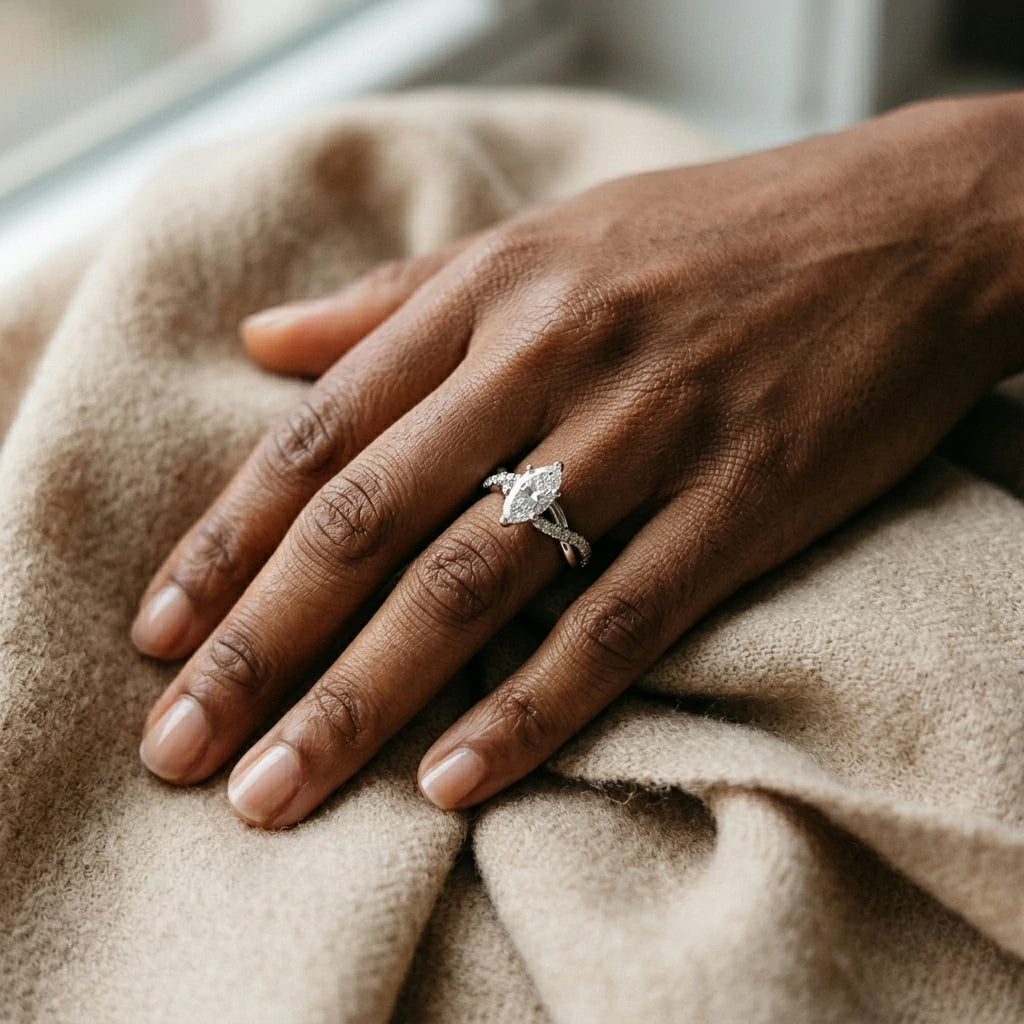 The Marquise Twist Ring — 1ct Moissanite