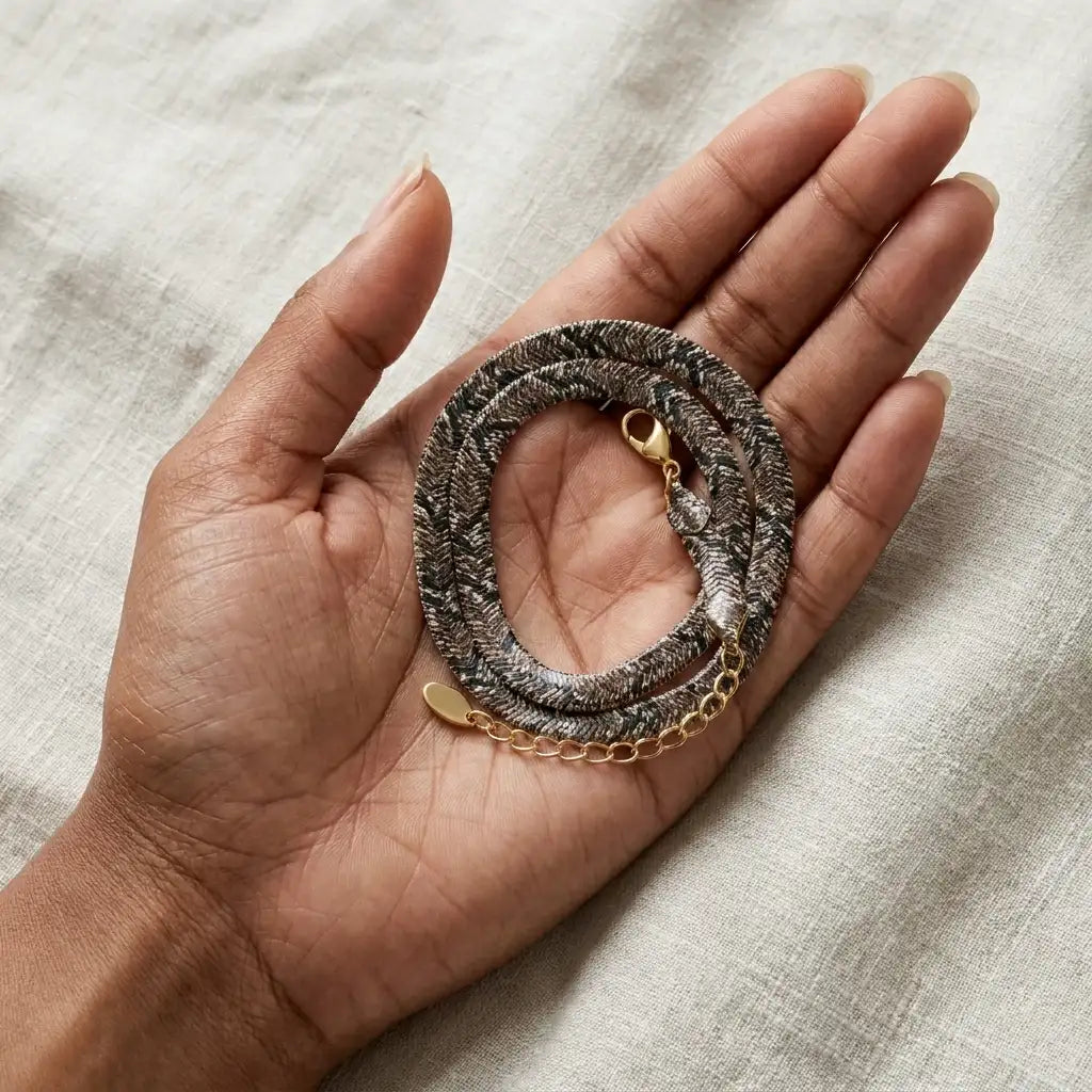 The Serpentine Texture Necklace — product view 11