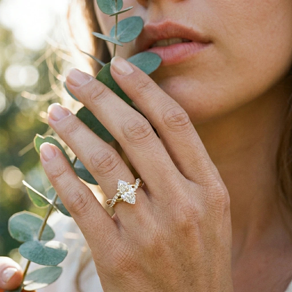The Marquise Twist Ring — 1ct Moissanite