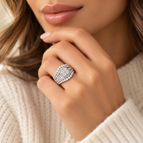 The Crownlight Ring — 1ct Moissanite