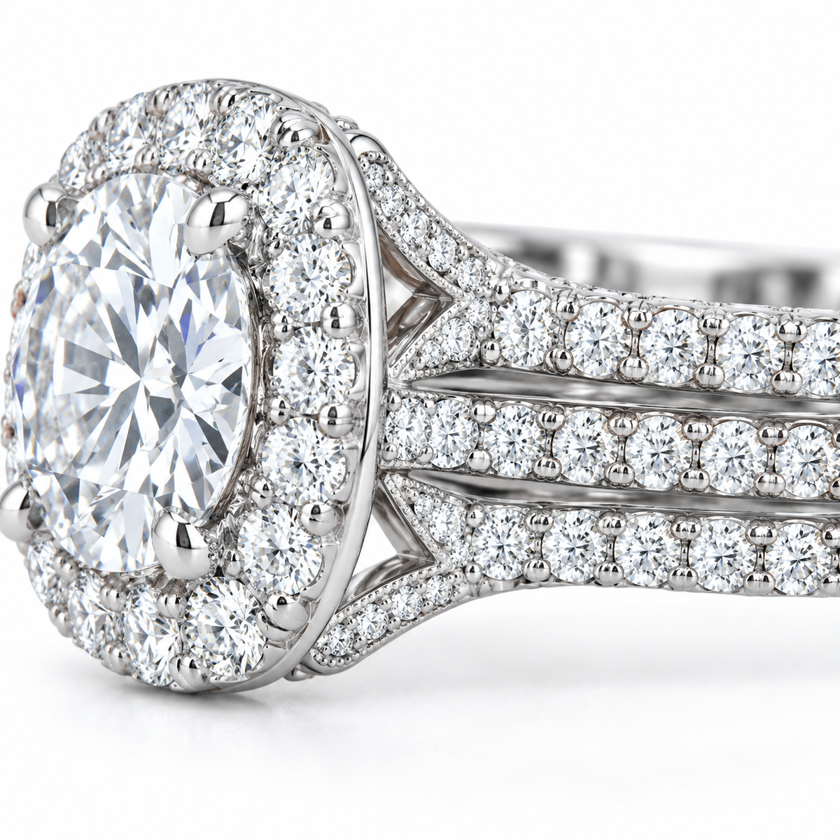 Eternal Halo Pavé Ring
