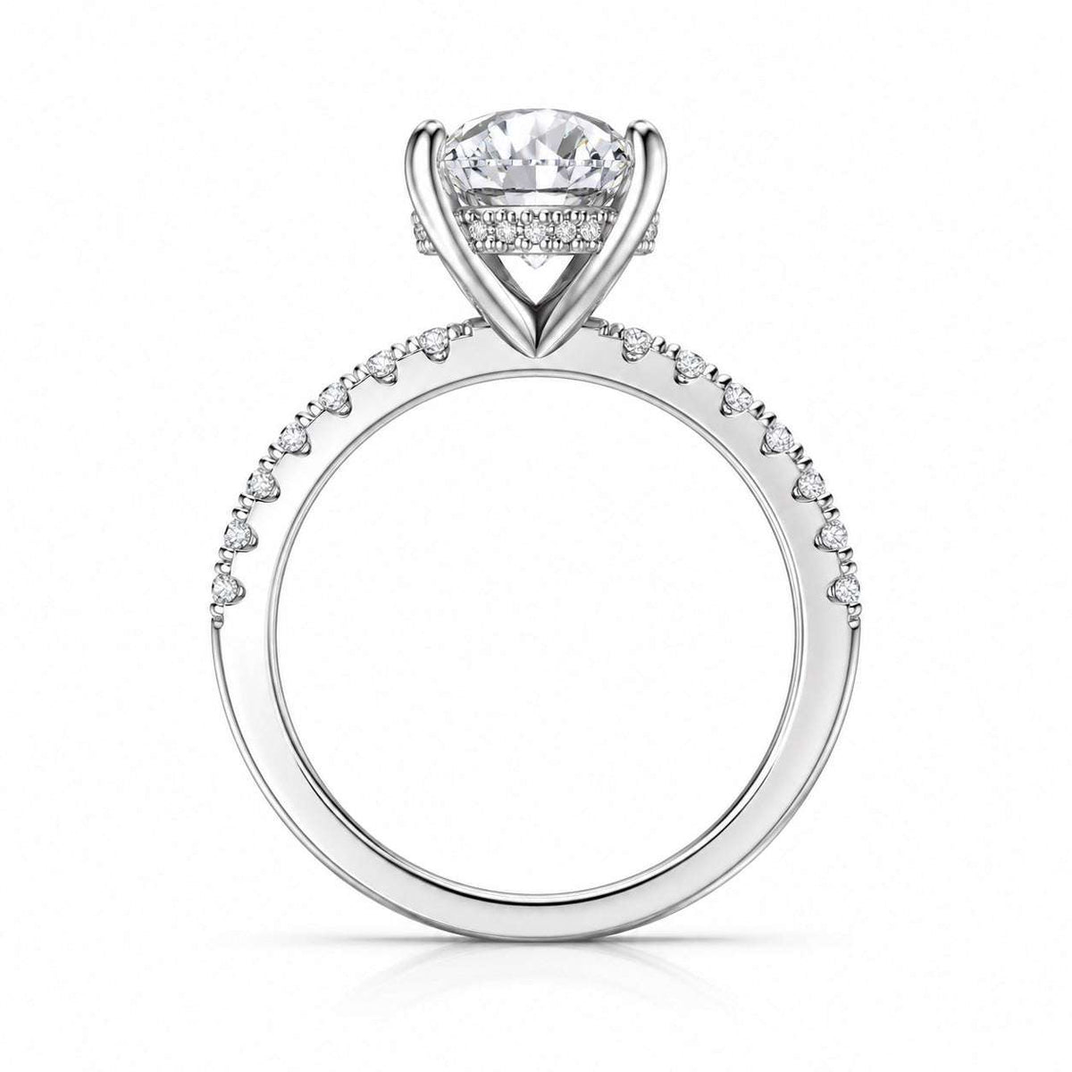 The Everlight Oval Ring — 2.5ct Moissanite